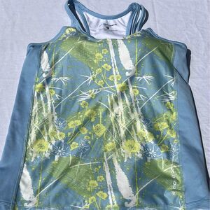 Brooks running sleeveless shirt size large blue and green
